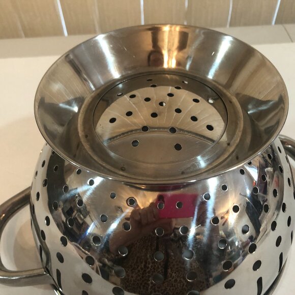 2 Vintage Unique Metal Strainer/Colander 11 1/2” handle to handle - Picture 7 of 7